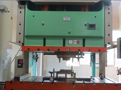 精密五金沖壓加工設備